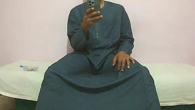 Snapshot of foxsanSs chatting on 5, 10, 2025 foxsanSs online show from 5, 10, 2025