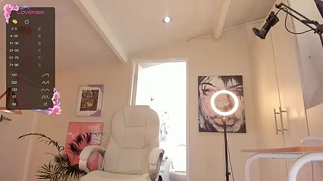 Snapshot of catalinasaiz chatting on 25, 2, 2025 catalinasaiz online show from 25, 2, 2025