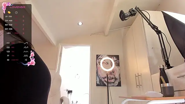 Snapshot of catalinasaiz chatting on 13, 3, 2025 catalinasaiz online show from 13, 3, 2025