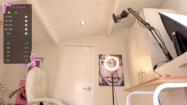 Snapshot of catalinasaiz chatting on 18, 3, 2025 catalinasaiz online show from 18, 3, 2025