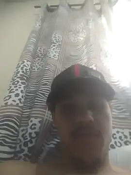 Snapshot of Miguel_I chatting on 18, 12, 2025 Miguel I online show from 18, 12, 2025