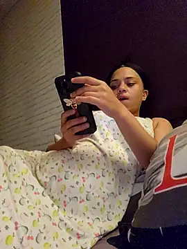 Snapshot of RuggyRackz chatting on 5, 11, 2025 RuggyRackz online show from 5, 11, 2025