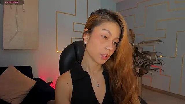 ErikaBenz  online show from 1, 2, 2025