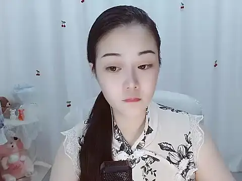 Snapshot of Angel-C chatting on 9, 9, 2025 Angel-C online show from 9, 9, 2025