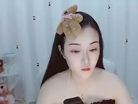 Snapshot of Angel-C chatting on 12, 10, 2025 Angel-C online show from 12, 10, 2025