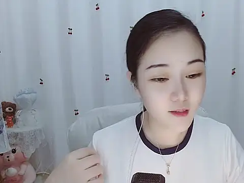 Snapshot of Angel-C chatting on 14, 10, 2025 Angel-C online show from 14, 10, 2025