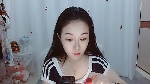 Snapshot of Angel-C chatting on 16, 11, 2025 Angel-C online show from 16, 11, 2025