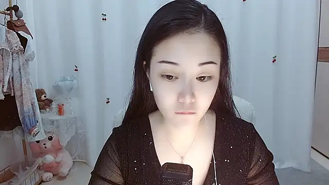 Snapshot of Angel-C chatting on 18, 11, 2025 Angel-C online show from 18, 11, 2025