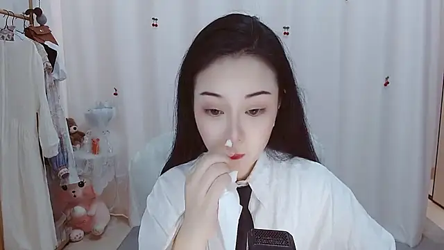 Snapshot of Angel-C chatting on 20, 11, 2025 Angel-C online show from 20, 11, 2025