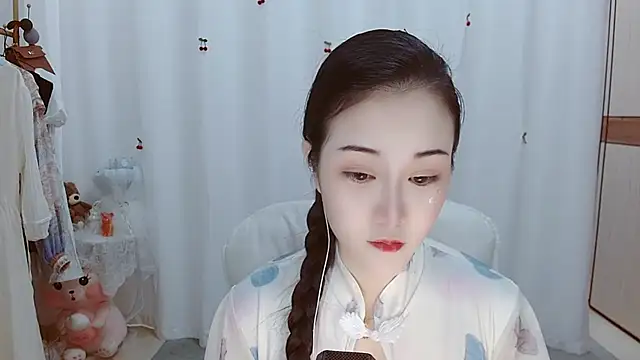 Snapshot of Angel-C chatting on 22, 11, 2025 Angel-C online show from 22, 11, 2025