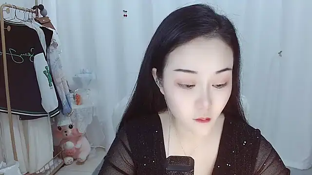 Snapshot of Angel-C chatting on 14, 12, 2025 Angel-C online show from 14, 12, 2025