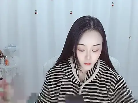 Snapshot of Angel-C chatting on 7, 1, 2026 Angel-C online show from 7, 1, 2026