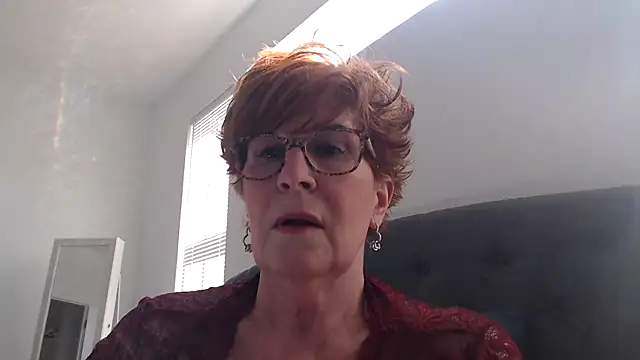 Snapshot of plusizebigbooty chatting on 8, 3, 2025 plusizebigbooty online show from 8, 3, 2025