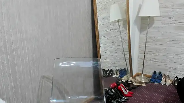 Snapshot of ElisaBaxter chatting on 28, 2, 2025 ElisaBaxter online show from 28, 2, 2025