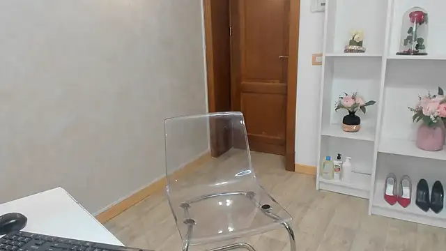 Snapshot of ElisaBaxter chatting on 21, 3, 2025 ElisaBaxter online show from 21, 3, 2025