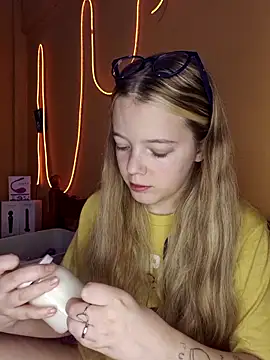 Snapshot of -veranito- chatting on 17, 3, 2025 -veranito- online show from 17, 3, 2025