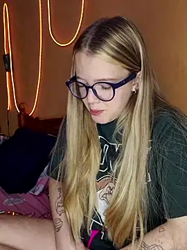 Snapshot of -veranito- chatting on 18, 3, 2025 -veranito- online show from 18, 3, 2025