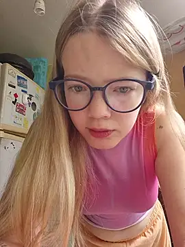 Snapshot of -veranito- chatting on 9, 9, 2025 -veranito- online show from 9, 9, 2025