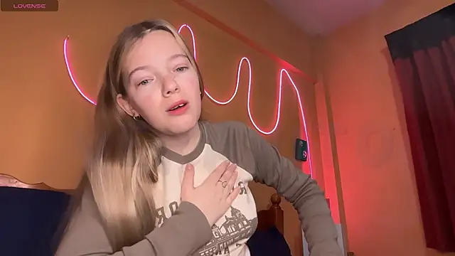 Snapshot of -veranito- chatting on 12, 9, 2025 -veranito- online show from 12, 9, 2025