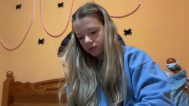 Snapshot of -veranito- chatting on 31, 10, 2025 -veranito- online show from 31, 10, 2025