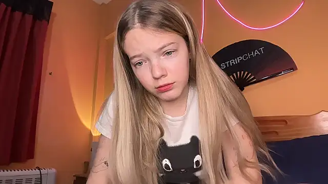 Snapshot of -veranito- chatting on 11, 11, 2025 -veranito- online show from 11, 11, 2025