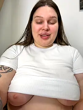 Snapshot of perfect_sweety_girl chatting on 8, 9, 2025 perfect sweety girl online show from 8, 9, 2025