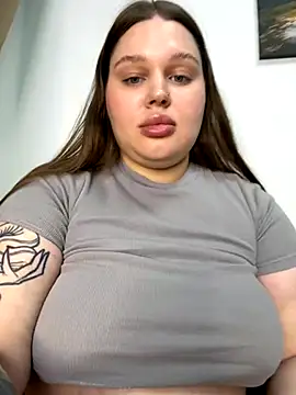 Snapshot of perfect_sweety_girl chatting on 23, 9, 2025 perfect sweety girl online show from 23, 9, 2025