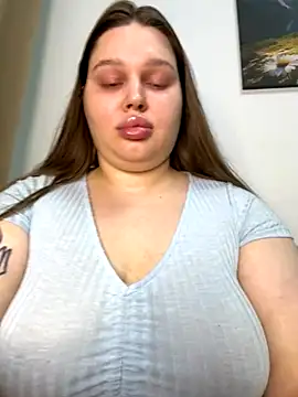 Snapshot of perfect_sweety_girl chatting on 14, 10, 2025 perfect sweety girl online show from 14, 10, 2025