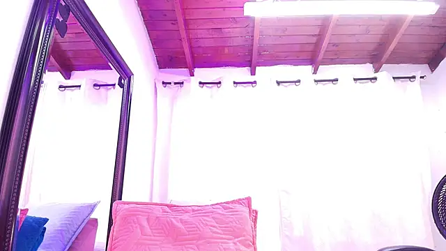 Snapshot of danna_berlin_ chatting on 29, 1, 2025 danna berlin online show from 29, 1, 2025