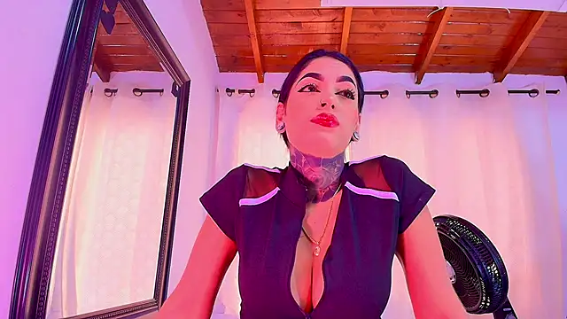 Snapshot of danna_berlin_ chatting on 17, 2, 2025 danna berlin online show from 17, 2, 2025
