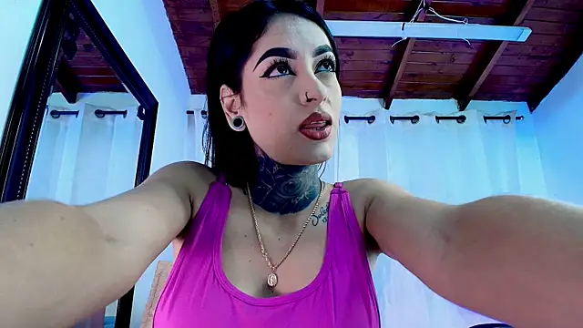 Snapshot of danna_berlin_ chatting on 5, 3, 2025 danna berlin online show from 5, 3, 2025