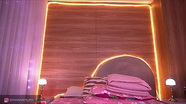 danna berlin  online show from 17, 2, 2026