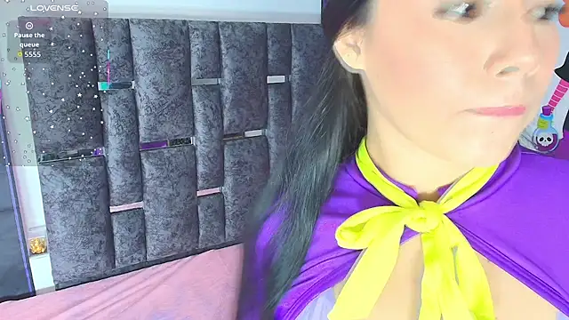 Natasharuso online show from 29, 10, 2025