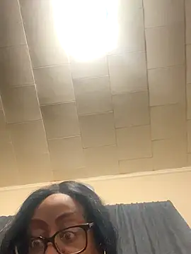 Snapshot of Goddesskarisma chatting on 15, 10, 2025 Goddesskarisma online show from 15, 10, 2025