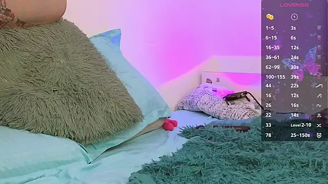 KrisztyAna online show from 10, 12, 2024