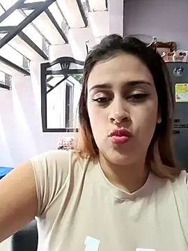 Snapshot of Latina_sexy1 chatting on 5, 3, 2025 Latina sexy1 online show from 5, 3, 2025