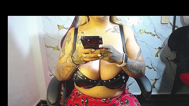 mia boobs hot online show from 27, 5, 2026