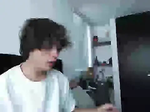 Snapshot of Santiago_kiler chatting on 9, 12, 2024 Santiago kiler online show from 9, 12, 2024