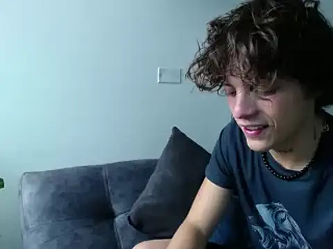 Snapshot of Santiago_kiler chatting on 13, 12, 2024 Santiago kiler online show from 13, 12, 2024