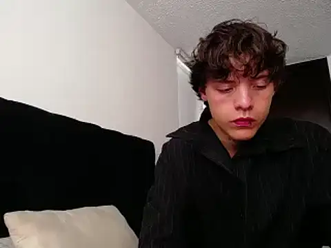 Snapshot of Santiago_kiler chatting on 30, 12, 2024 Santiago kiler online show from 30, 12, 2024