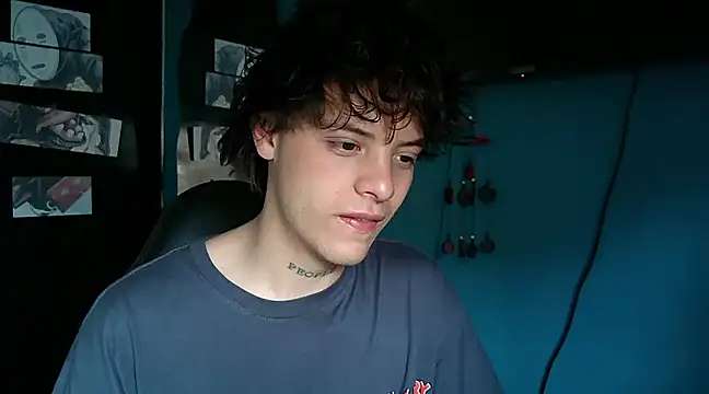 Snapshot of Santiago_kiler chatting on 2, 1, 2025 Santiago kiler online show from 2, 1, 2025