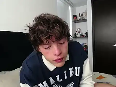 Snapshot of Santiago_kiler chatting on 3, 2, 2025 Santiago kiler online show from 3, 2, 2025