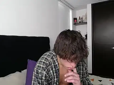 Snapshot of Santiago_kiler chatting on 20, 2, 2025 Santiago kiler online show from 20, 2, 2025