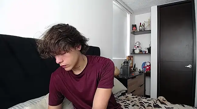 Snapshot of Santiago_kiler chatting on 3, 3, 2025 Santiago kiler online show from 3, 3, 2025