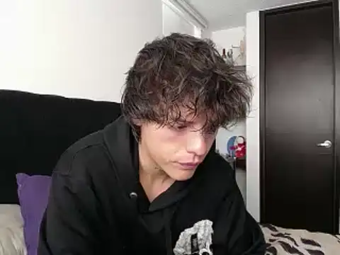 Snapshot of Santiago_kiler chatting on 12, 3, 2025 Santiago kiler online show from 12, 3, 2025