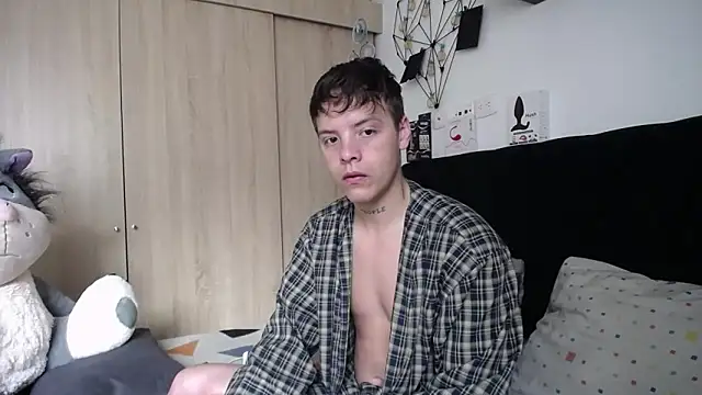 Snapshot of Santiago_kiler chatting on 19, 9, 2025 Santiago kiler online show from 19, 9, 2025