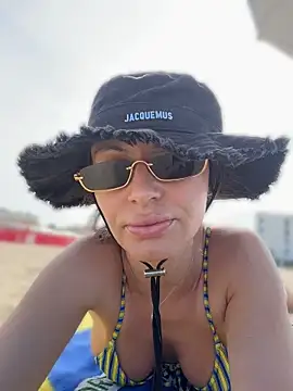 Natalieass online show from 28, 5, 2026