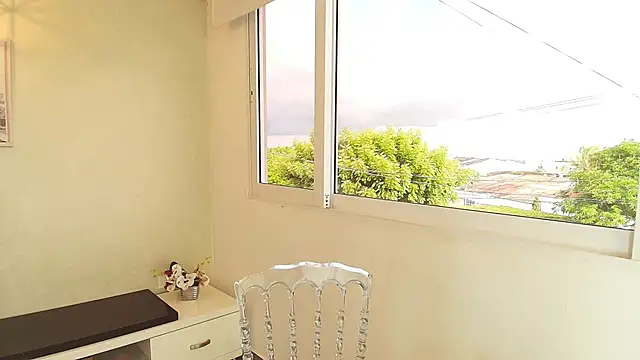 Sassy--Girl online show from 6, 10, 2025