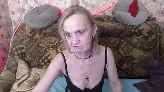 MissBekker online show from 27, 2, 2025