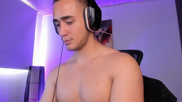 Snapshot of AlexRivera6 chatting on 24, 12, 2024 AlexRivera6 online show from 24, 12, 2024